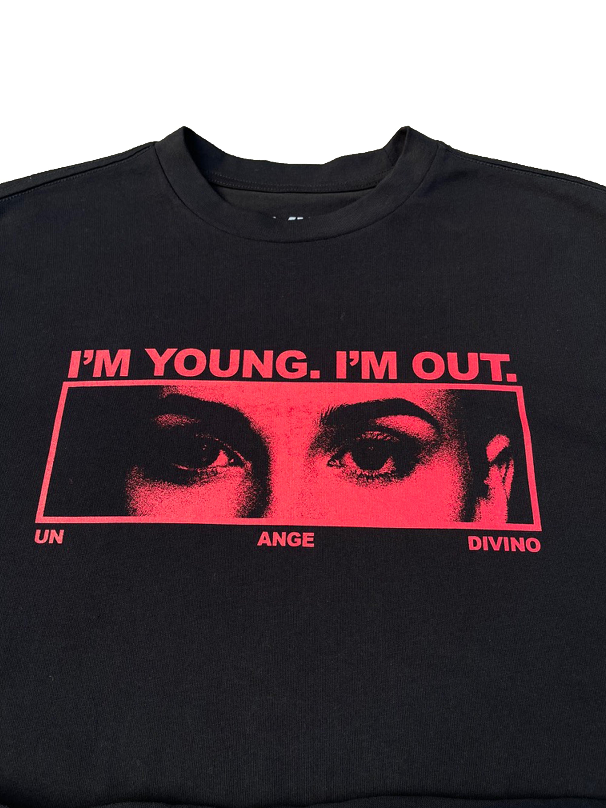 I'M OUT. BOXY TEE