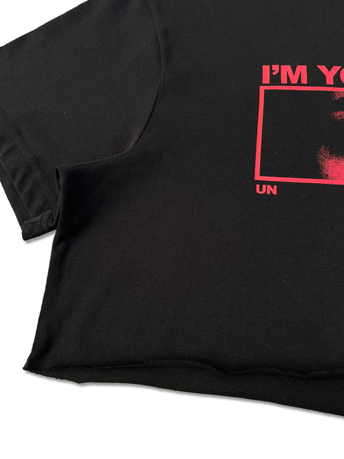I'M YOUNG. CROP TOP
